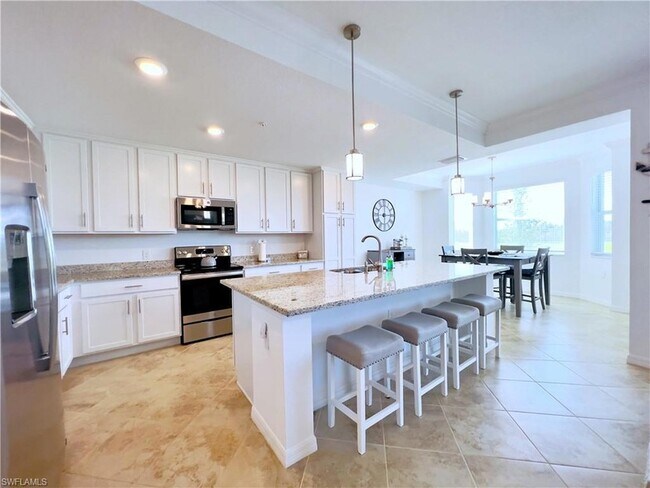 Foto del edificio - 14071 Heritage Landing Blvd