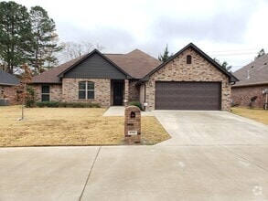 Building Photo - 3700 Old Omen Rd