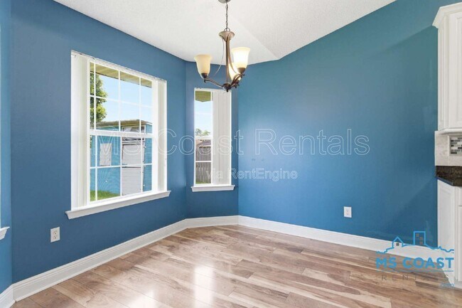 Foto del edificio - 14961 Greenwell Cir