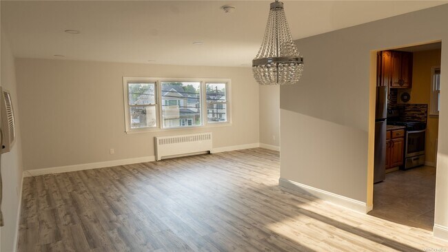 Foto del edificio - 42 Lawson Ave