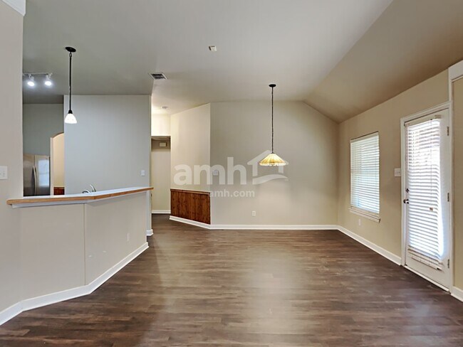 Foto del edificio - 206 Rock Meadow Trail