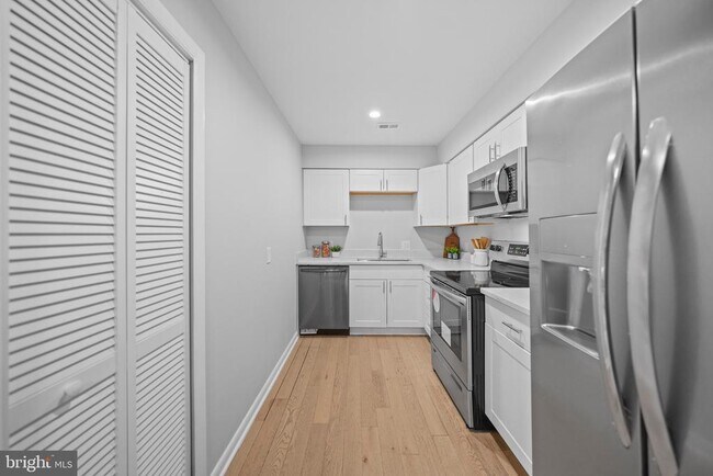 Foto del edificio - 3114 Berry Rd NE