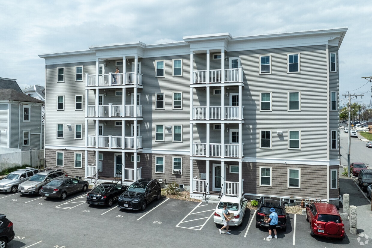 500 Moody St, Lowell, MA 01854 Apartments in Lowell, MA