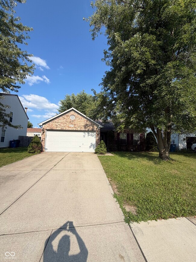 Foto del edificio - 14277 Orange Blossom Trail