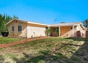 Building Photo - 17256 Rinaldi St