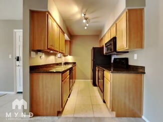 Building Photo - 5877 N Granite Reef Rd