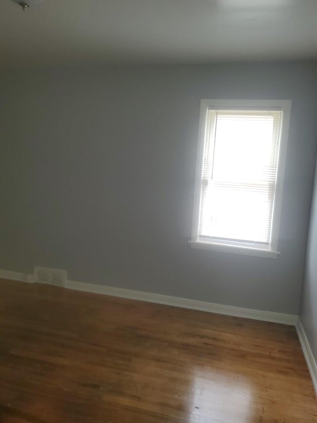 Foto del edificio - 12840 Grandmont Ave