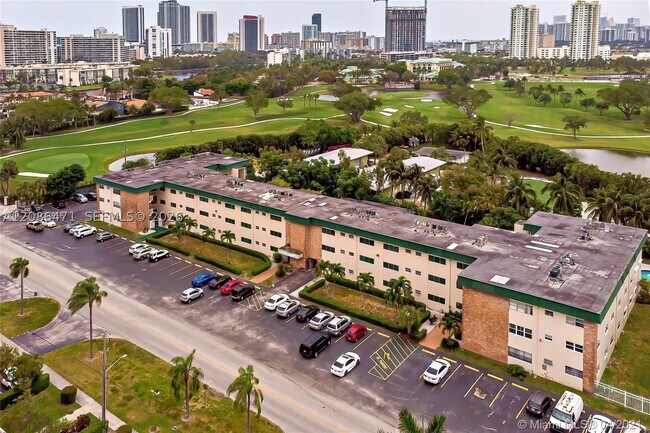Foto del edificio - 1450 Atlantic Shores Blvd