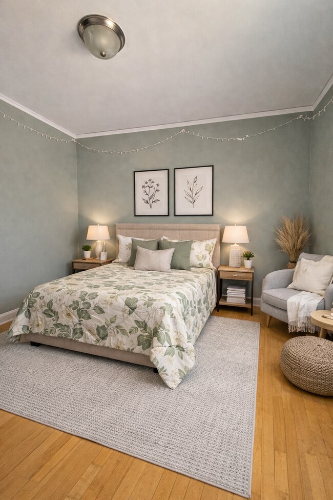 Foto del edificio - 2107-2107 E 5th St