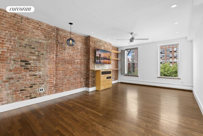 Foto del edificio - 175 E 2nd St