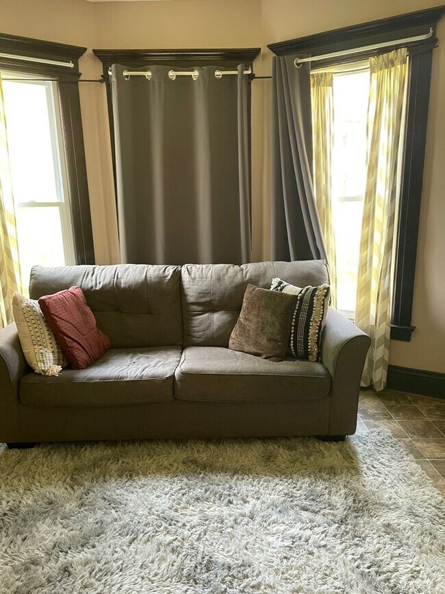 Foto del edificio - 420-422 Douglas Street