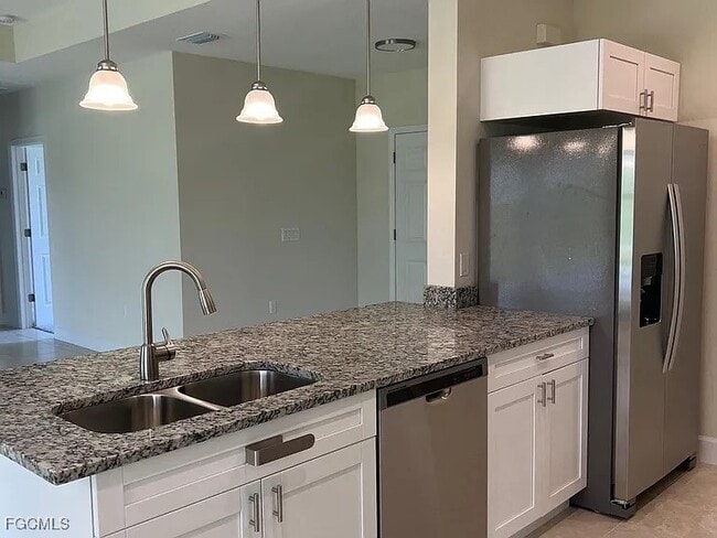 Foto del edificio - 2508 20th St W