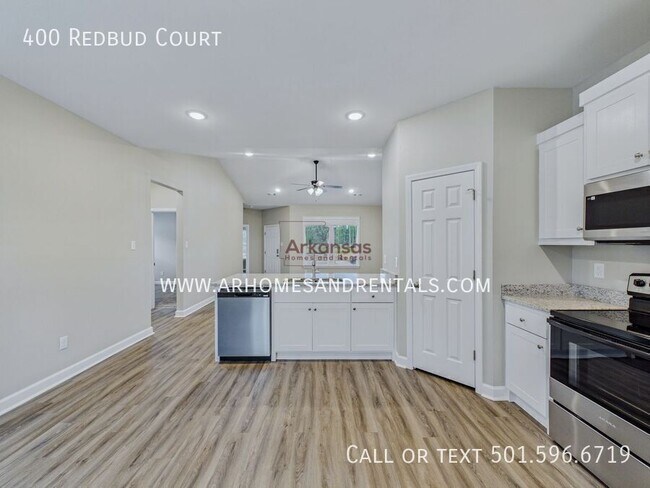 Foto del edificio - 400 Redbud Ct
