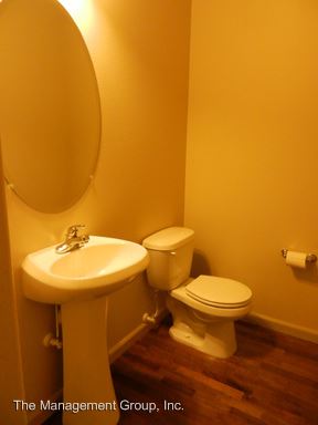 Foto del edificio - 4 br, 2.5 bath House - 5925 NE 60th Avenue