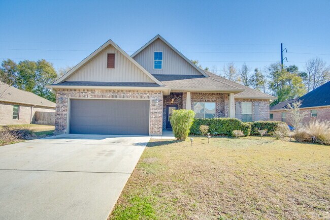 Building Photo - Stunning Move-In Ready 3-Bed, 2-Bath Energy-Efficient Brick Home in Pace with Brand-New Flooring,...