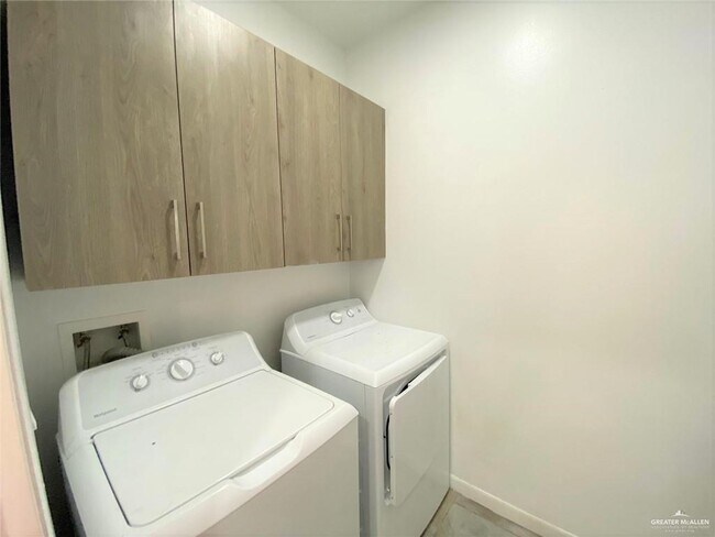 Foto del edificio - 14 Sprague St W