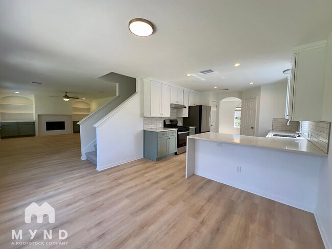 Foto del edificio - 2317 Loquat Ln