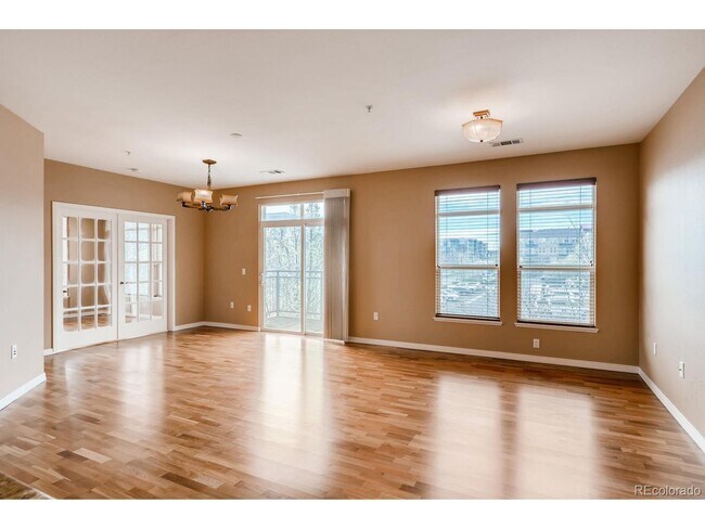 Foto del edificio - 10176 Park Meadows Dr