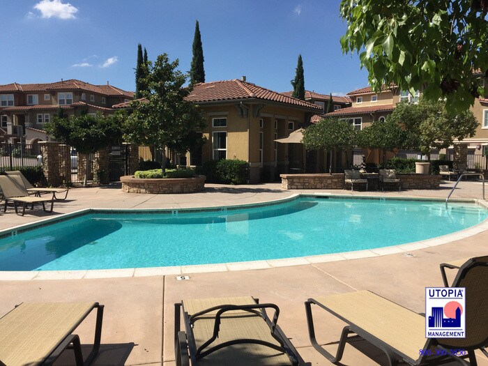 21 Via Montisi, Santee, CA 92071 Townhome Rentals in Santee CA