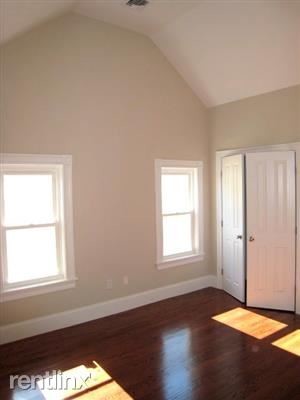 Building Photo - 3 br, 2 bath  - 52 Bay State Ave