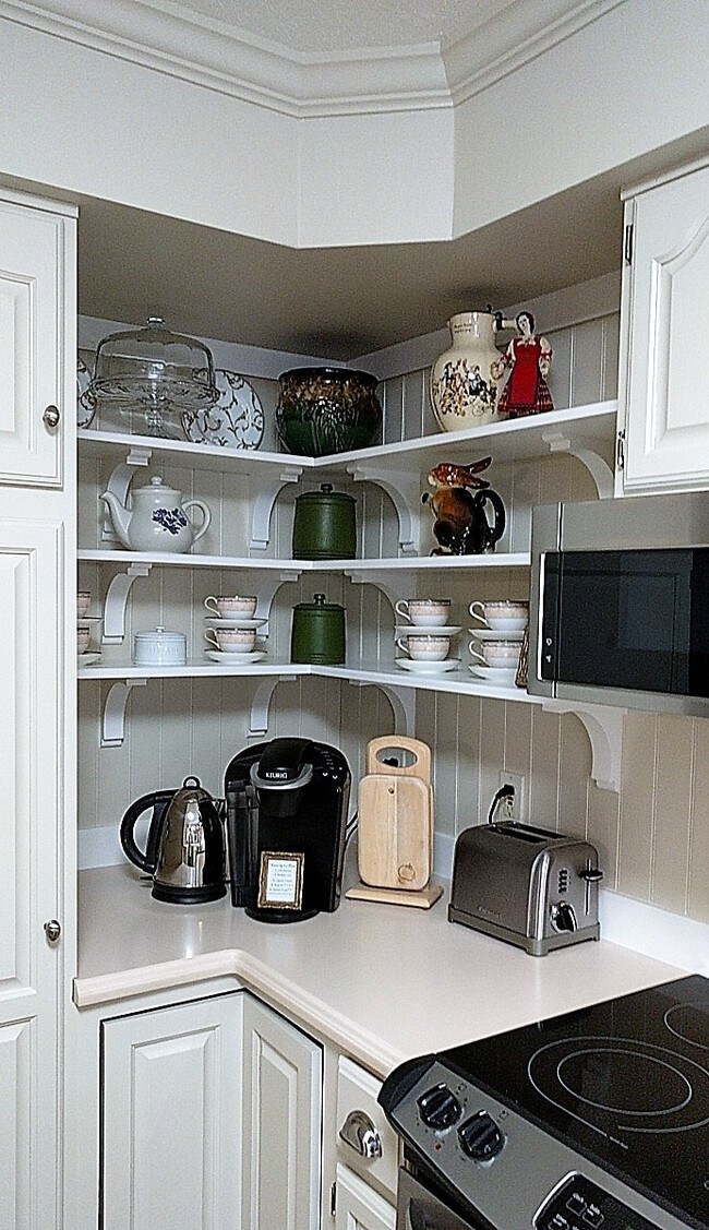 10024 Sunset Dr, Chagrin Falls, OH 44023 House Rental in Chagrin