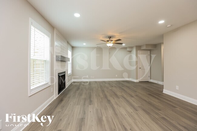 Foto del edificio - 1094 Winesap Rd