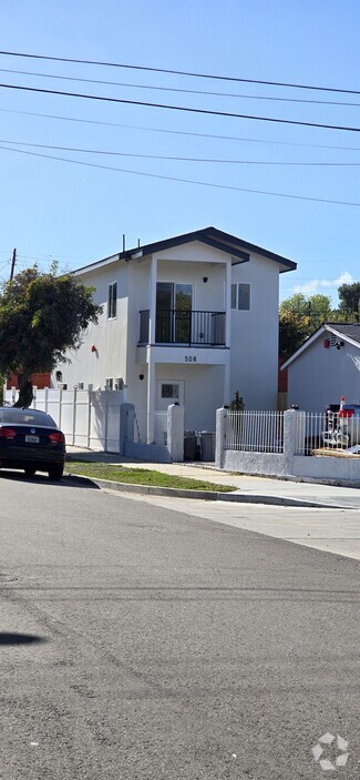 Building Photo - 508 Carlsbad St