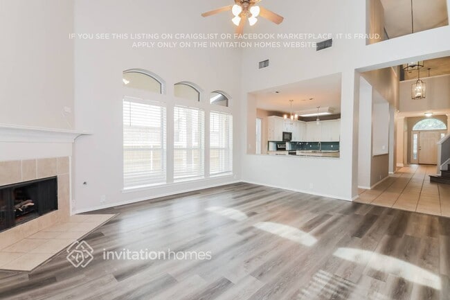 Foto del edificio - 1270 Stanford Dr