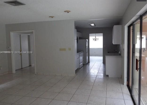 Foto del edificio - 6895 Loch Ness Dr