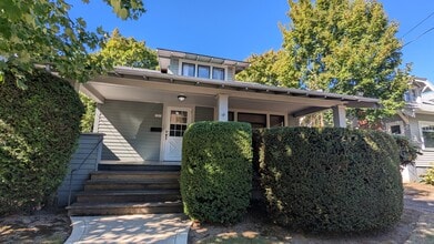 Building Photo - 7335 SE 21st Ave Building Photo - 7335 SE 21st Ave