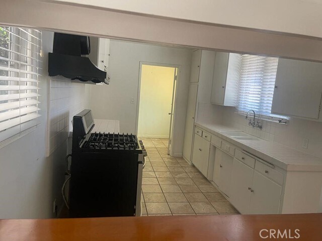 Building Photo - 119 Las Tunas Dr