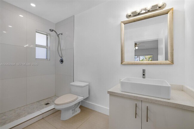 Foto del edificio - Northwest 2nd Avenue, Miami, FL 33168 - 3 BR 2 BA house