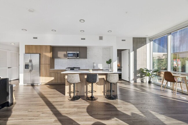 Foto del edificio - 222 E Jefferson St