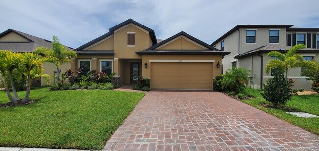 Foto del edificio - 4227 Broomsedge Cir