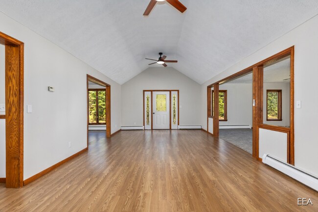 Foto del edificio - 21815 8 Mile Rd