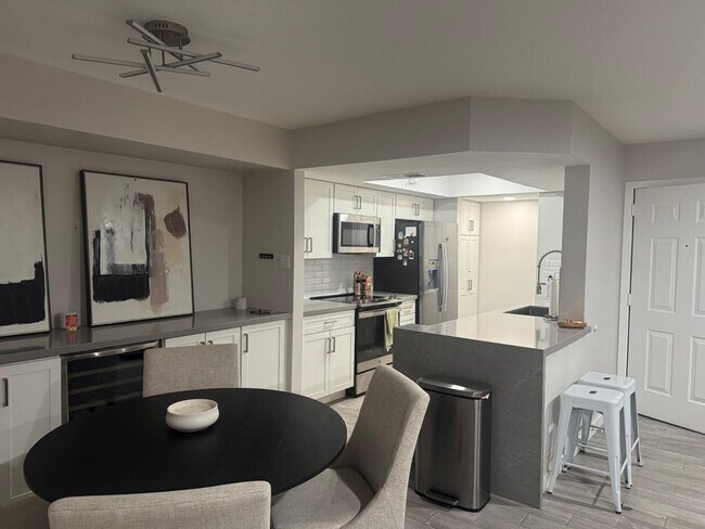 Foto del edificio - 7950 E Starlight Way