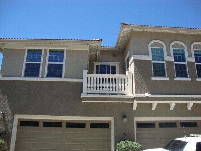 Foto del edificio - Two Bedroom Condo in South Reno