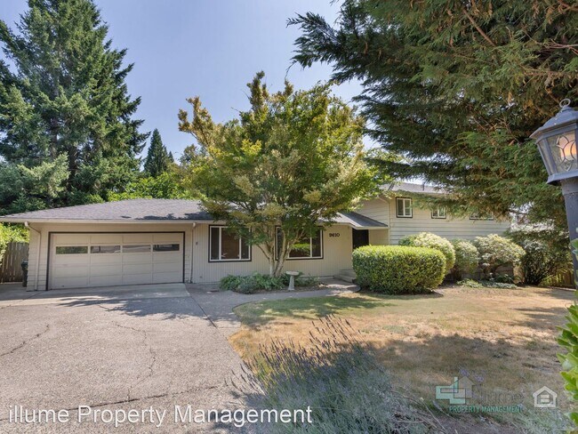 Foto del edificio - 4 br, 3 bath House - 9610 SW Washington Place