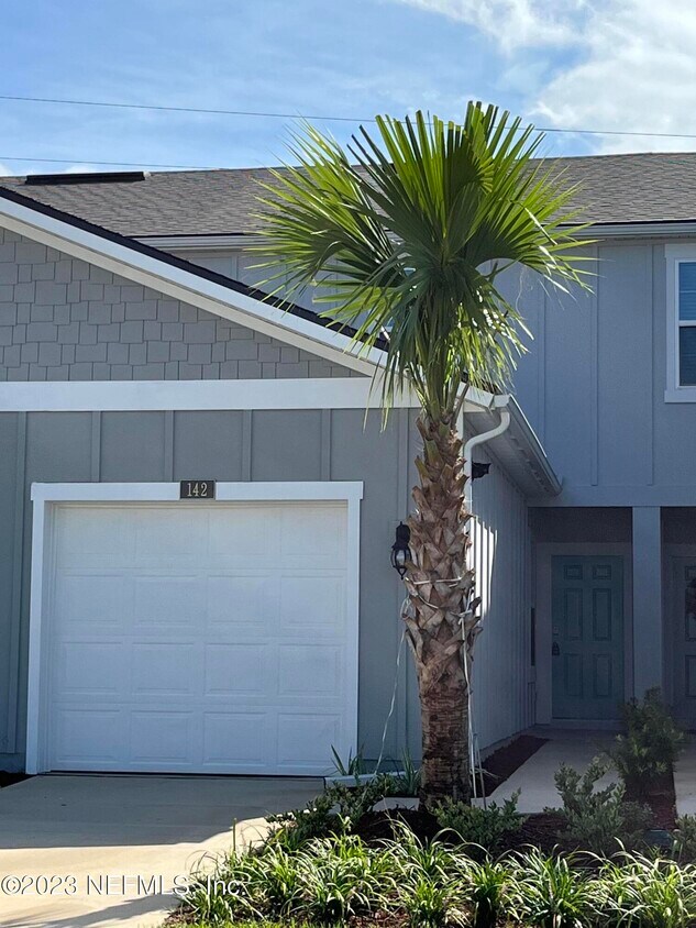 Primary Photo - 142 Java Ln