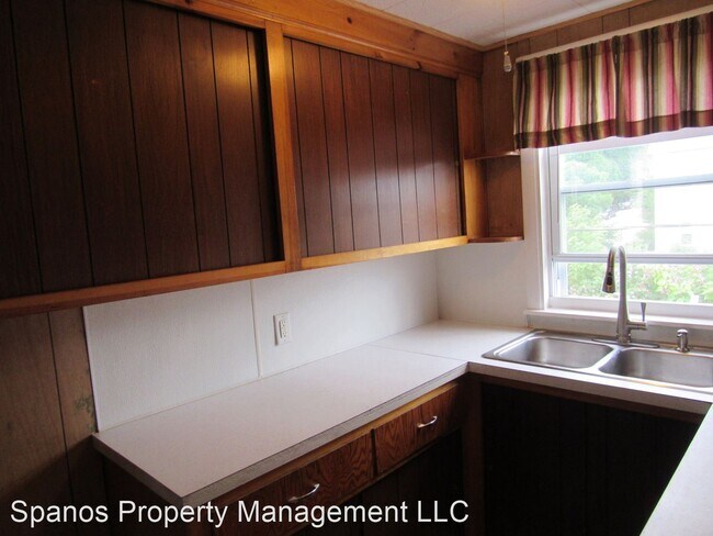 Building Photo - 2 br, 1 bath House - 53 Dubuque St. Unit 2