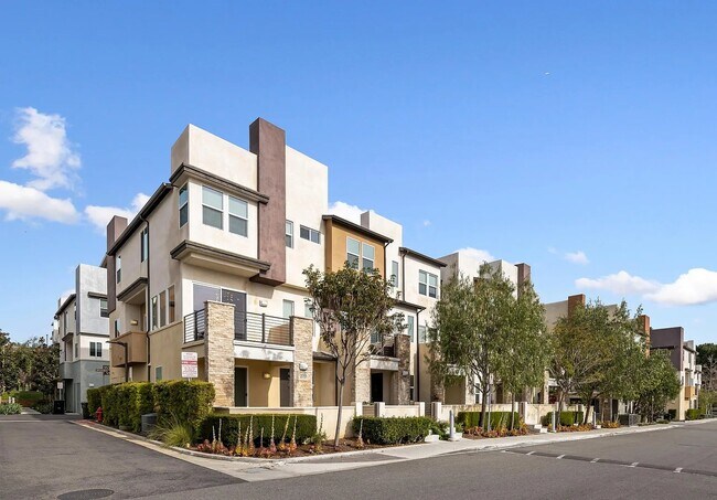 Foto del edificio - 370 Broadway Dr