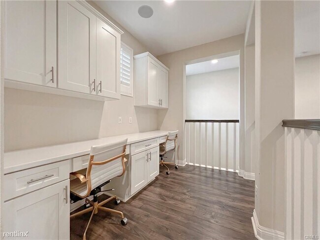 Foto del edificio - 4 br, 3 bath House - 1940 Tudor Ln