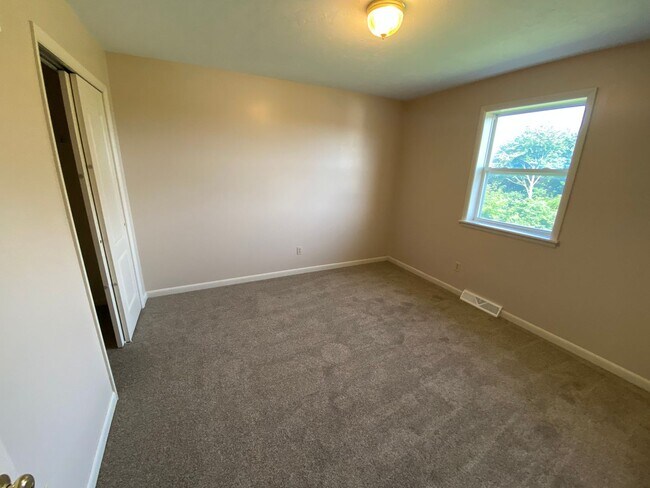 Foto del edificio - 262 Olney Rd