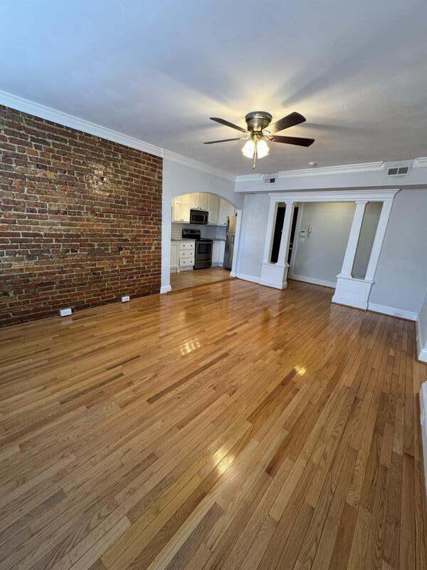 Building Photo - 1506 Colonial Ave