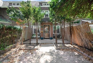 Building Photo - 68-48 Groton St