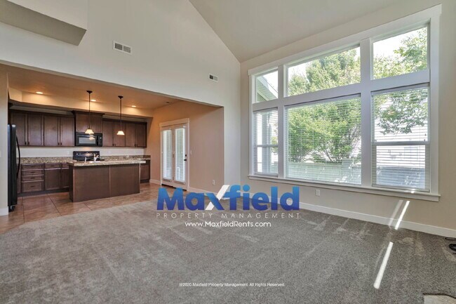 Building Photo - Heart of Riverton Pet Friendly Townhouse 3 BD 2.5 BA 2 GAR