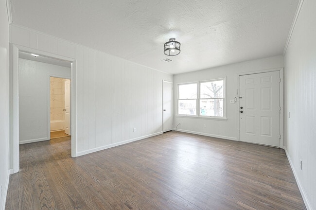 Photo - 727 NW 97th St House