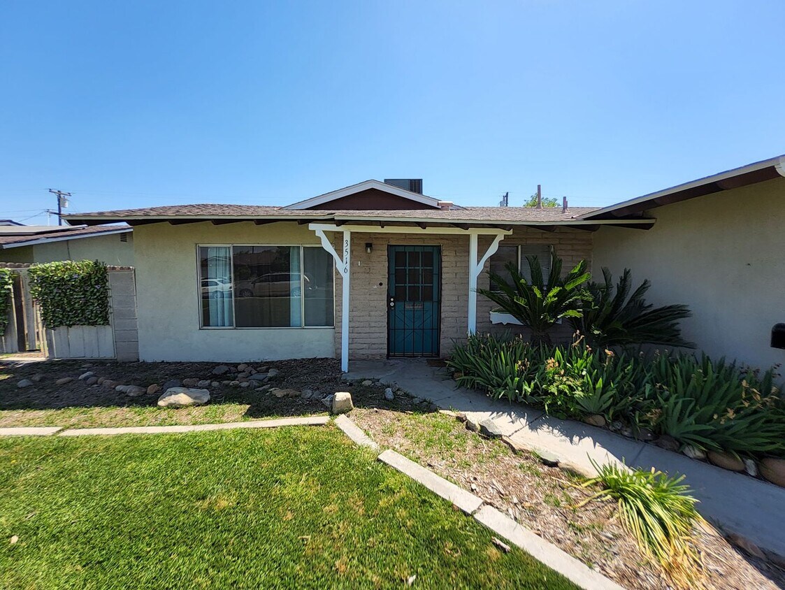 Primary Photo - 3516 Argent St., Bakerfield, CA 93304