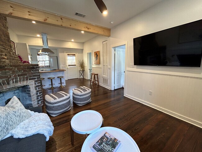 Foto del edificio - 534 E Charlton St