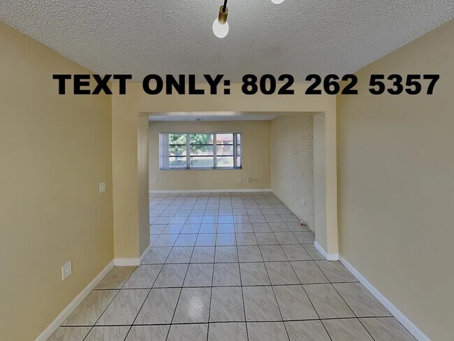 Foto del edificio - 11621 NW 30th Pl